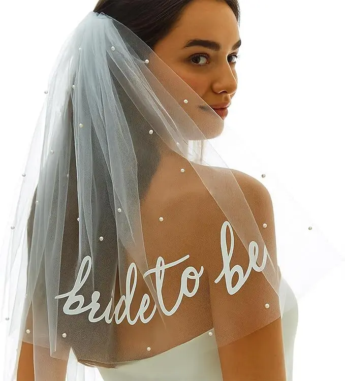 Bride to Be Pearl Veil - Image 4