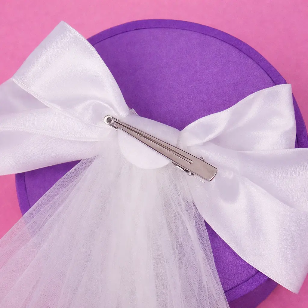 Bride Short Veil with Satin Bow - Image 3