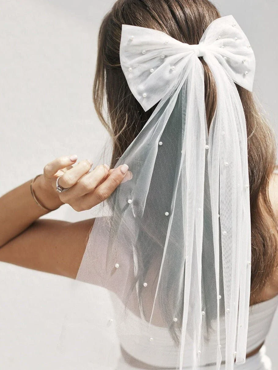 White Bow Veil Hair Clip - Image 3